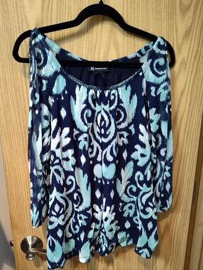 INC International Concepts Navy & Aqua Cold-Shoulder Tunic Top